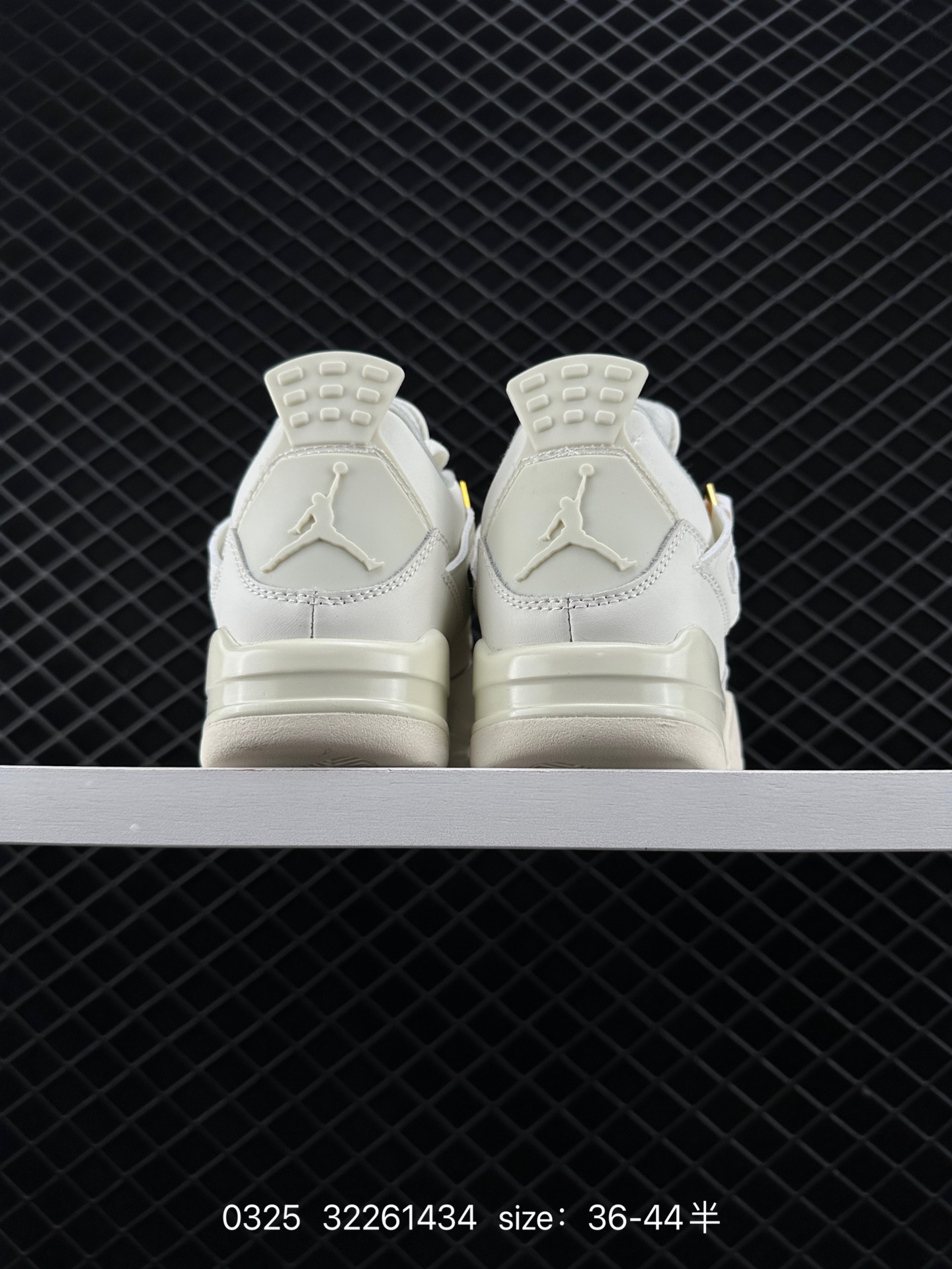 Nike Wmns Air Jordan 4 OG’‘Sail Metallic Gold“